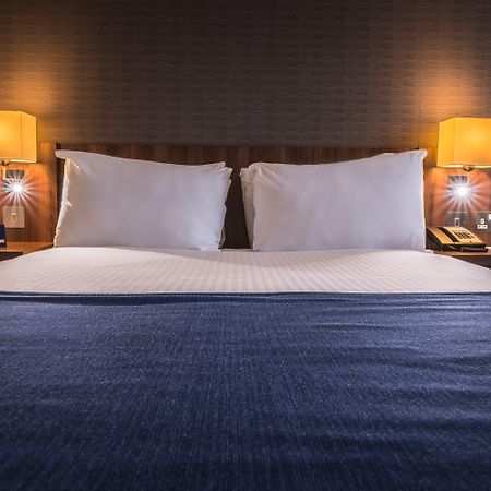 Holiday Inn Express Preston South By Ihg Exterior foto