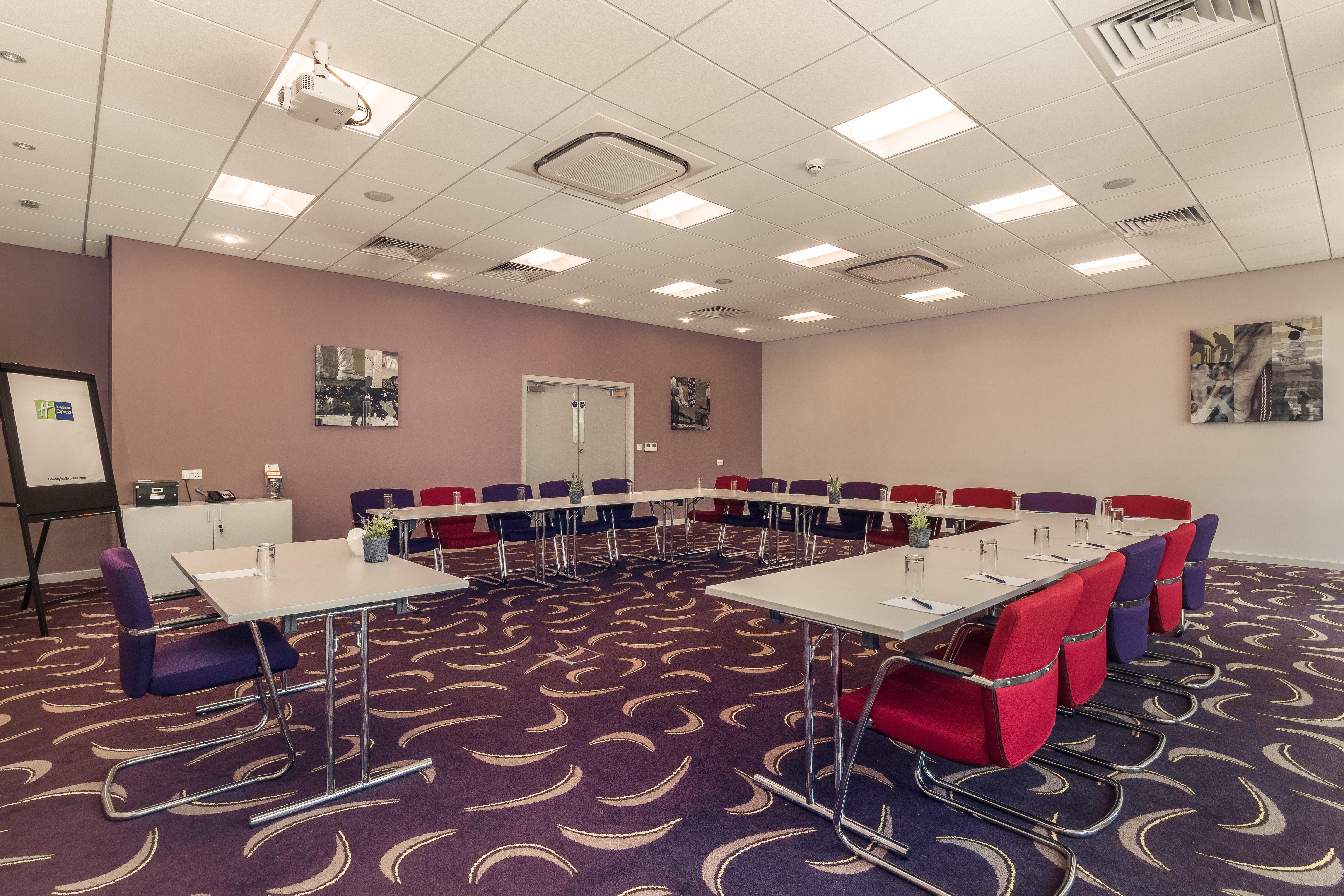 Holiday Inn Express Preston South By Ihg Exterior foto