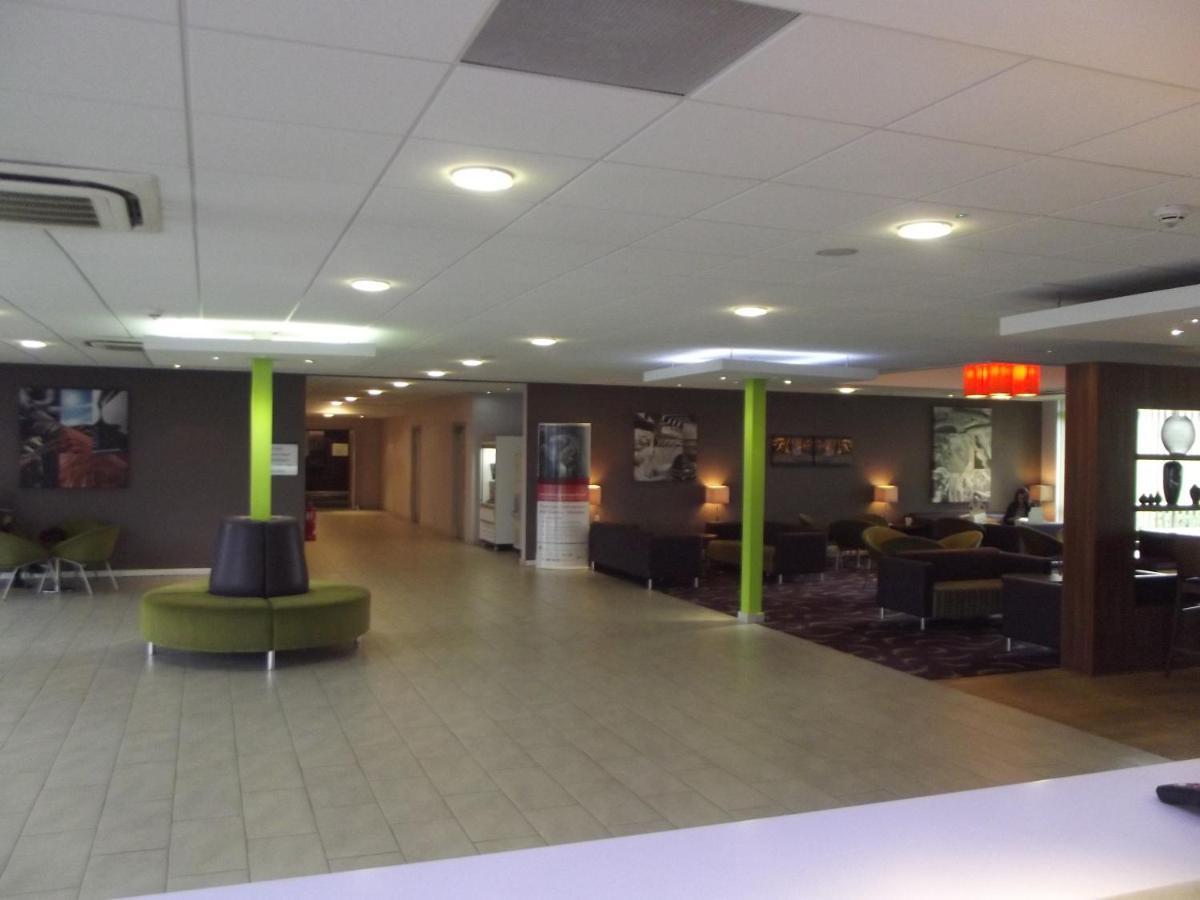 Holiday Inn Express Preston South By Ihg Exterior foto